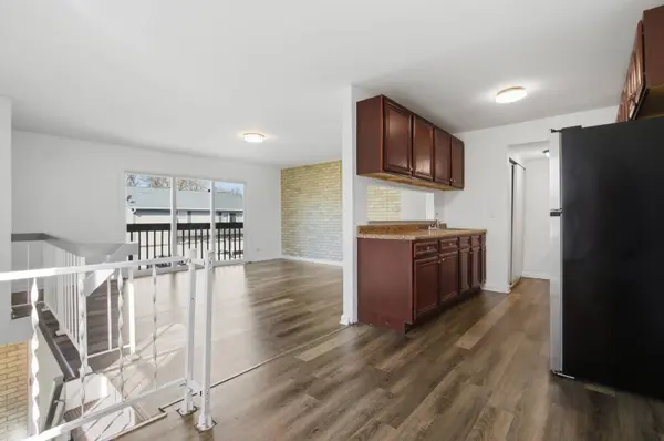 216 Eagle Court #d, Bolingbrook, IL 60440