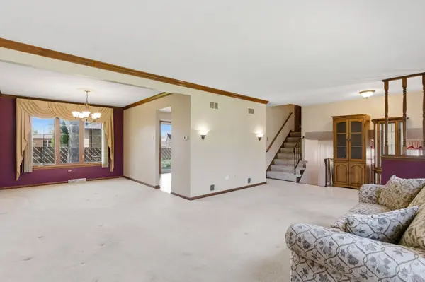 14044 Terry DR, Orland Park, IL 60462