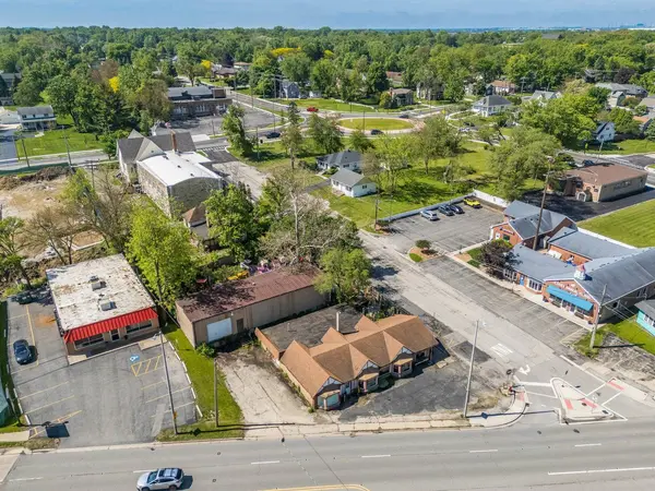 202 E Maple ST, New Lenox, IL 60451