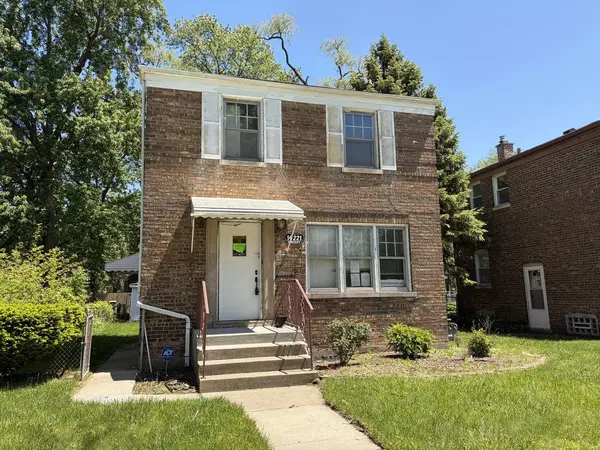 14221 S Wentworth AVE, Riverdale, IL 60827