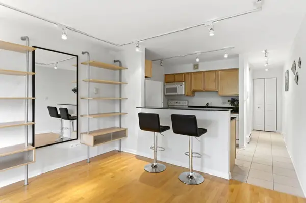 5854 N Kenmore Avenue #4C, Chicago, IL 60660