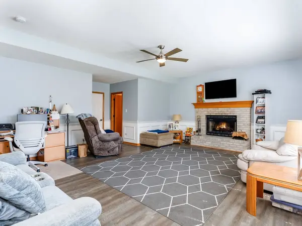 604 Silver Creek Drive, Joliet, IL 60431