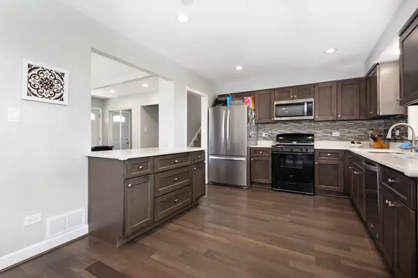 16809 Creekside AVE, Tinley Park, IL 60487