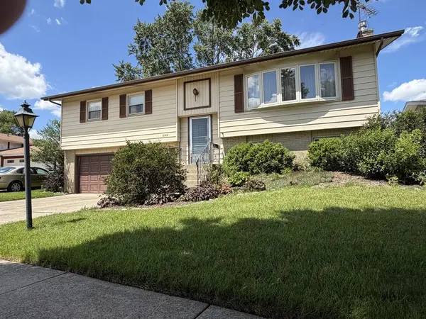6148 Forestview DR, Oak Forest, IL 60452