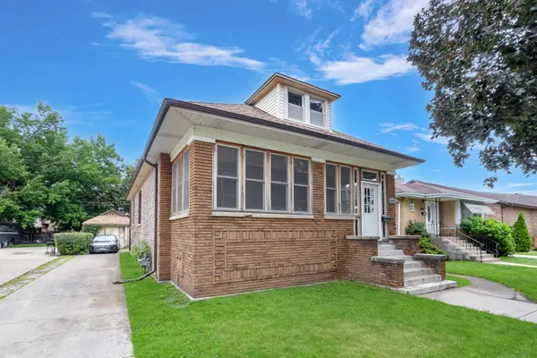 9419 S 54th AVE, Oak Lawn, IL 60453