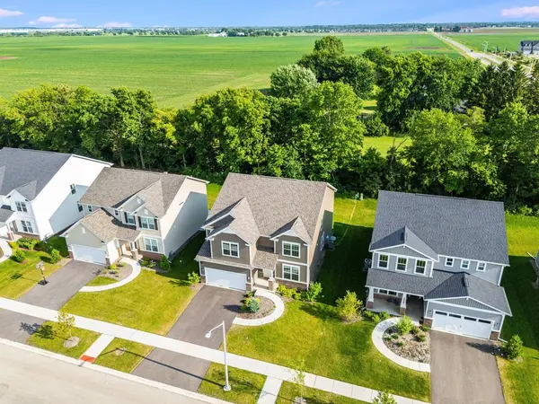2225 Bent Grass WAY, Bolingbrook, IL 60490
