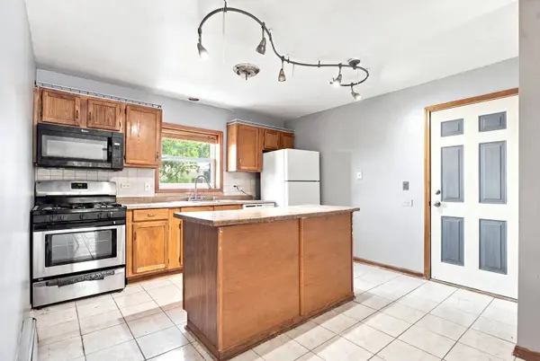 10747 S Harlem AVE #2A, Worth, IL 60482