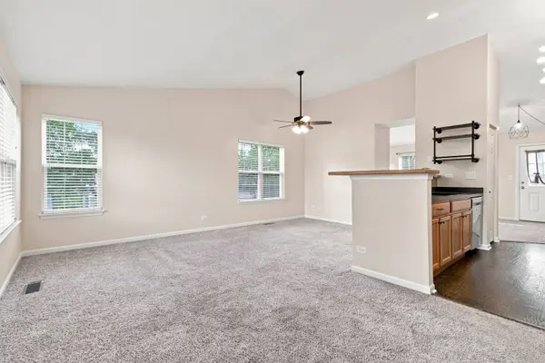 Naperville, IL 60563