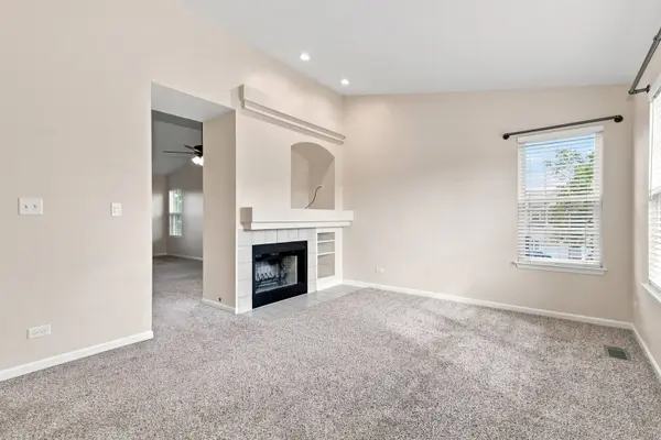 Naperville, IL 60563