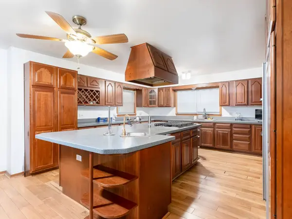519 S 7th AVE, Maywood, IL 60153