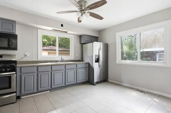 703 Circle DR, University Park, IL 60484