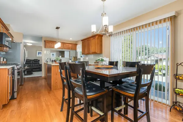 732 BRITA TRL, Minooka, IL 60447