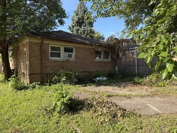 307 149th PL, Harvey, IL 60426