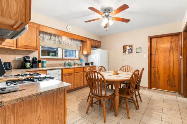 5340 S Mcvicker AVE, Chicago, IL 60638