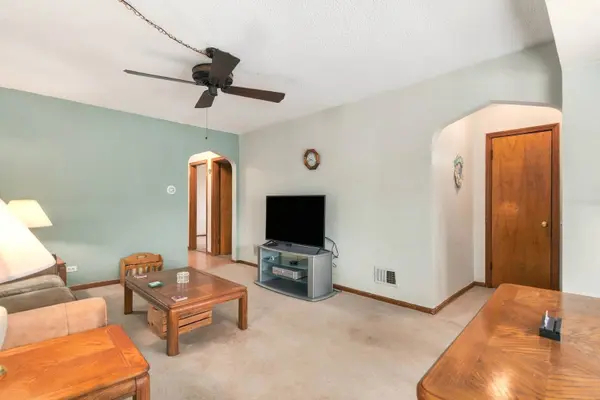 5340 S Mcvicker AVE, Chicago, IL 60638