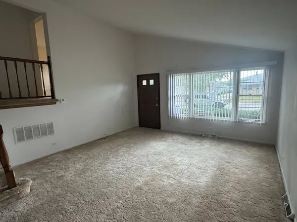 15239 Hamlin AVE, Midlothian, IL 60445