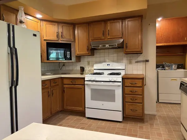 808 N Jefferson AVE, Dixon, IL 61021