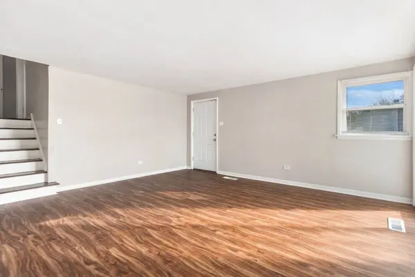 16767 Sunset Ridge DR, Country Club Hills, IL 60478