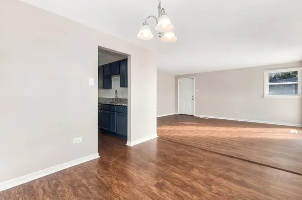 16767 Sunset Ridge DR, Country Club Hills, IL 60478
