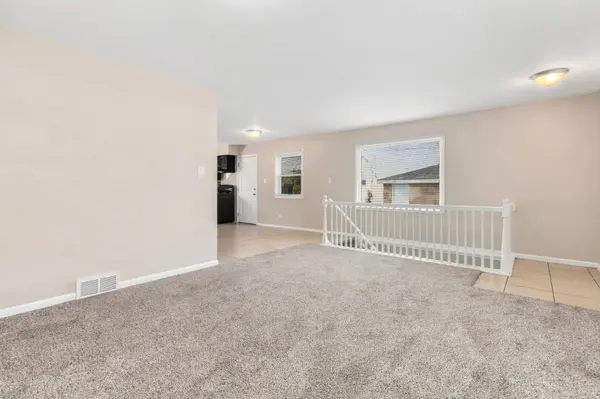 796 E 163rd ST, South Holland, IL 60473