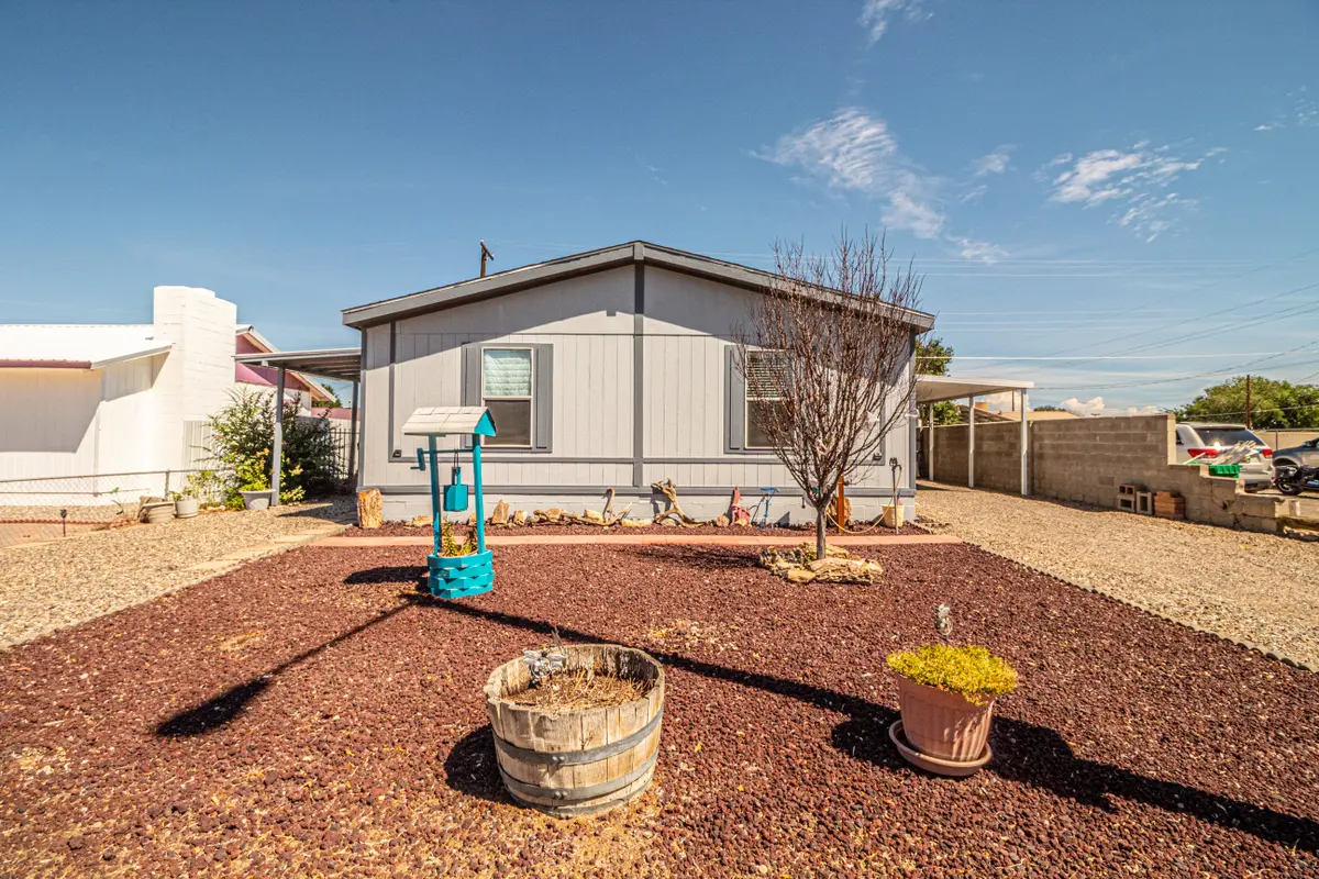 1112 E Alpine Ave, Farmington, NM 87401-8587