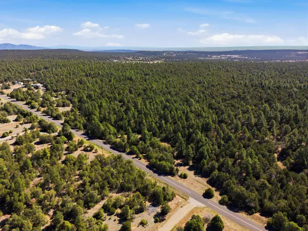 70 Anaya RD, Tijeras, NM 87059