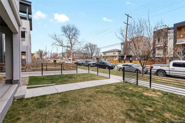 1733 Irving ST #101, Denver, CO 80204