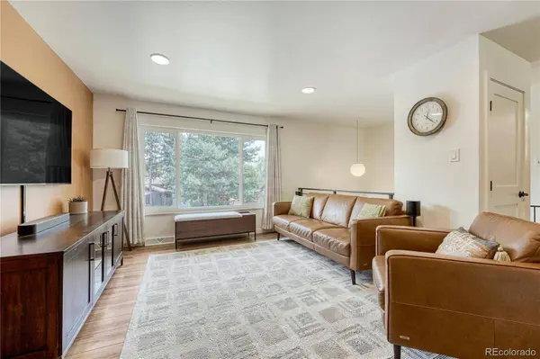 1811 S Yank CT, Lakewood, CO 80228