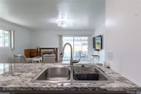 3695 W Monmouth AVE, Littleton, CO 80123