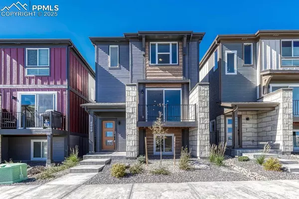 8648 Wolf Valley DR, Colorado Springs, CO 80924