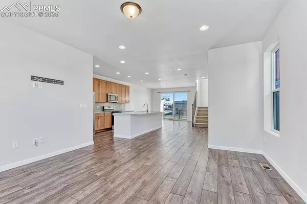 8648 Wolf Valley DR, Colorado Springs, CO 80924