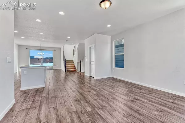 8648 Wolf Valley DR, Colorado Springs, CO 80924