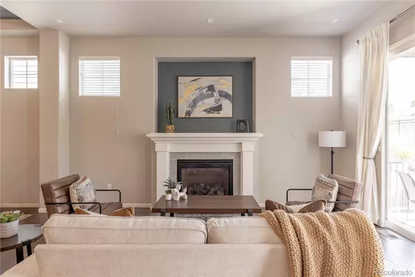 2490 Lassen LN, Castle Rock, CO 80109