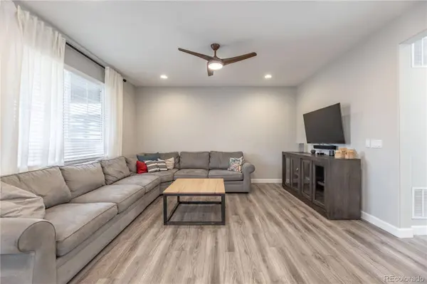 968 White Leaf CIR, Castle Rock, CO 80108