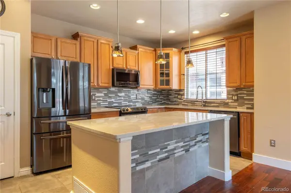 9113 Kornbrust CIR, Lone Tree, CO 80124
