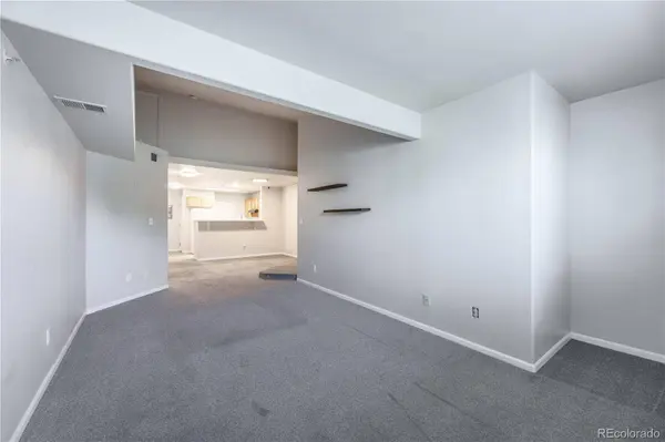 12555 E Tennessee CIR #302, Aurora, CO 80012