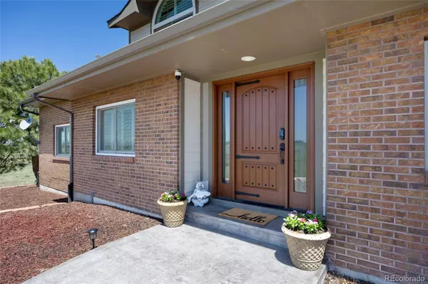 9025 Rocky Mountain LN, Parker, CO 80138