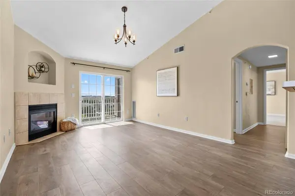 7440 S Blackhawk ST #4-305, Englewood, CO 80112