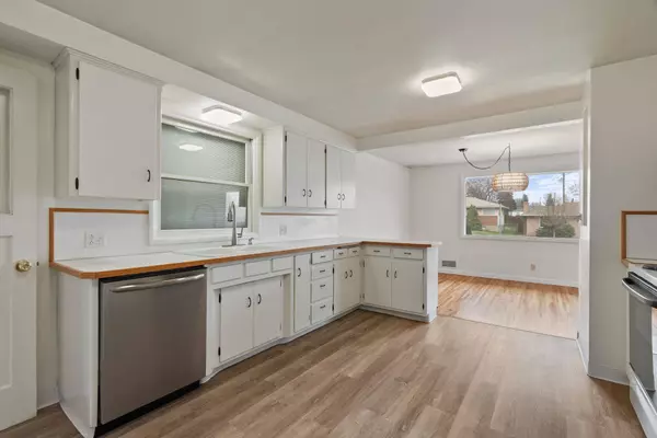 4115 N Belt St, Spokane, WA 99205