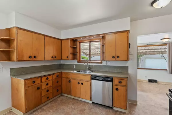 308 E Indiana Ave, Spokane, WA 99207