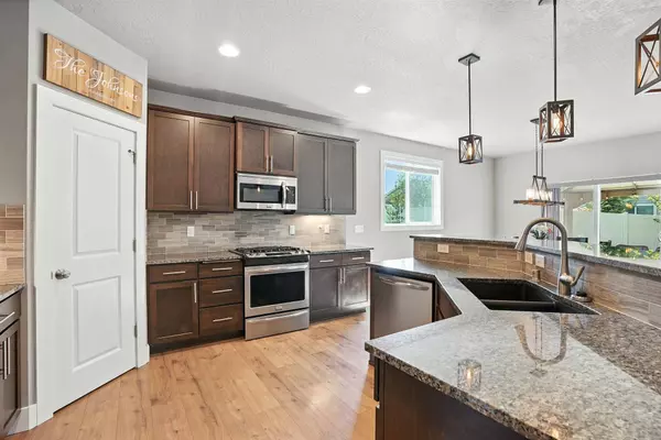 7010 S Pheasant Ridge Dr, Spokane, WA 99224