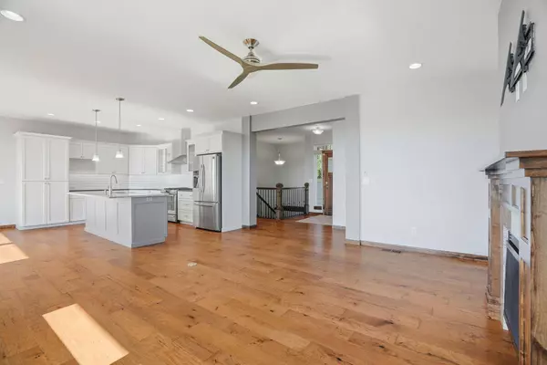 8716 E Woodside Ln, Spokane, WA 99217