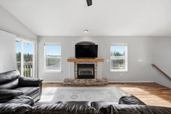 5031 W Pacific Park Dr, Spokane, WA 99208