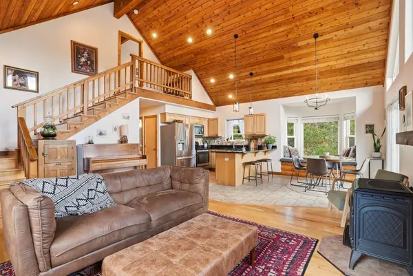 9832 Scotia Rd, Newport, WA 99156