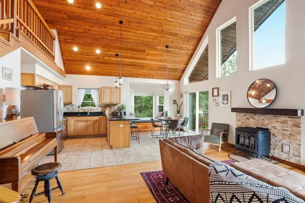9832 Scotia Rd, Newport, WA 99156