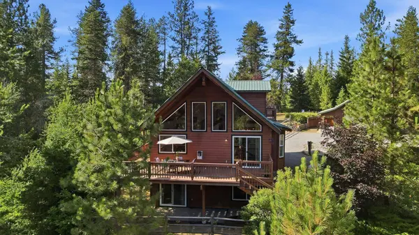 9832 Scotia Rd, Newport, WA 99156