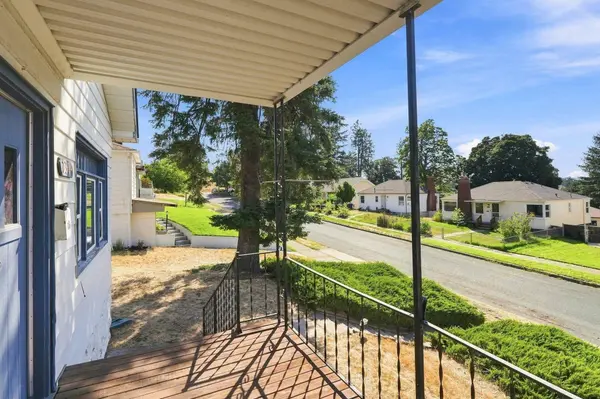 2324 W Dalton Ave, Spokane, WA 99205
