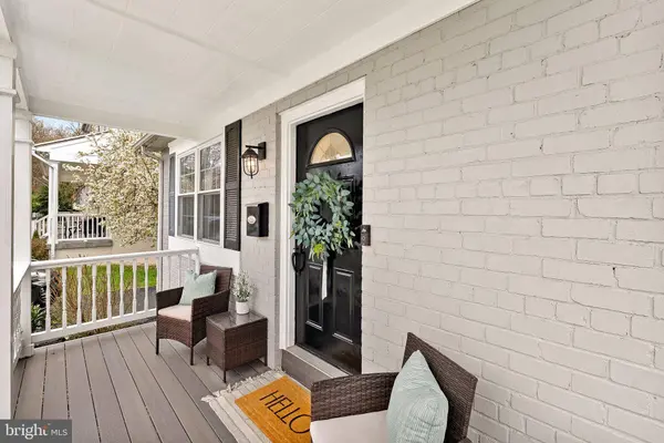 6910 FARRAGUT AVE, Falls Church, VA 22042