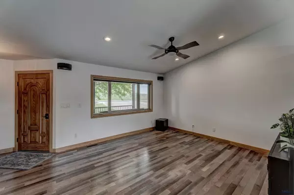 2635 Black Saddle Rd, Rapid City, SD 57703