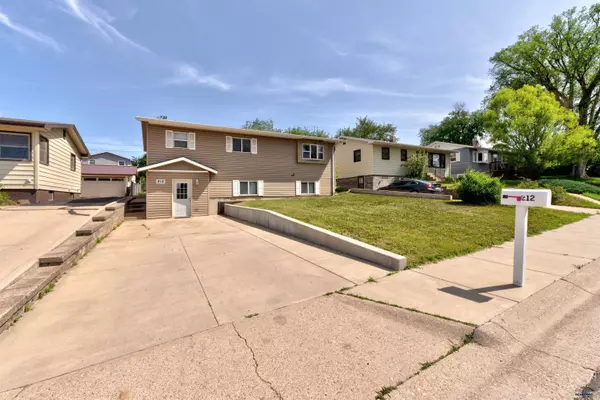 212 E Custer St, Rapid City, SD 57701